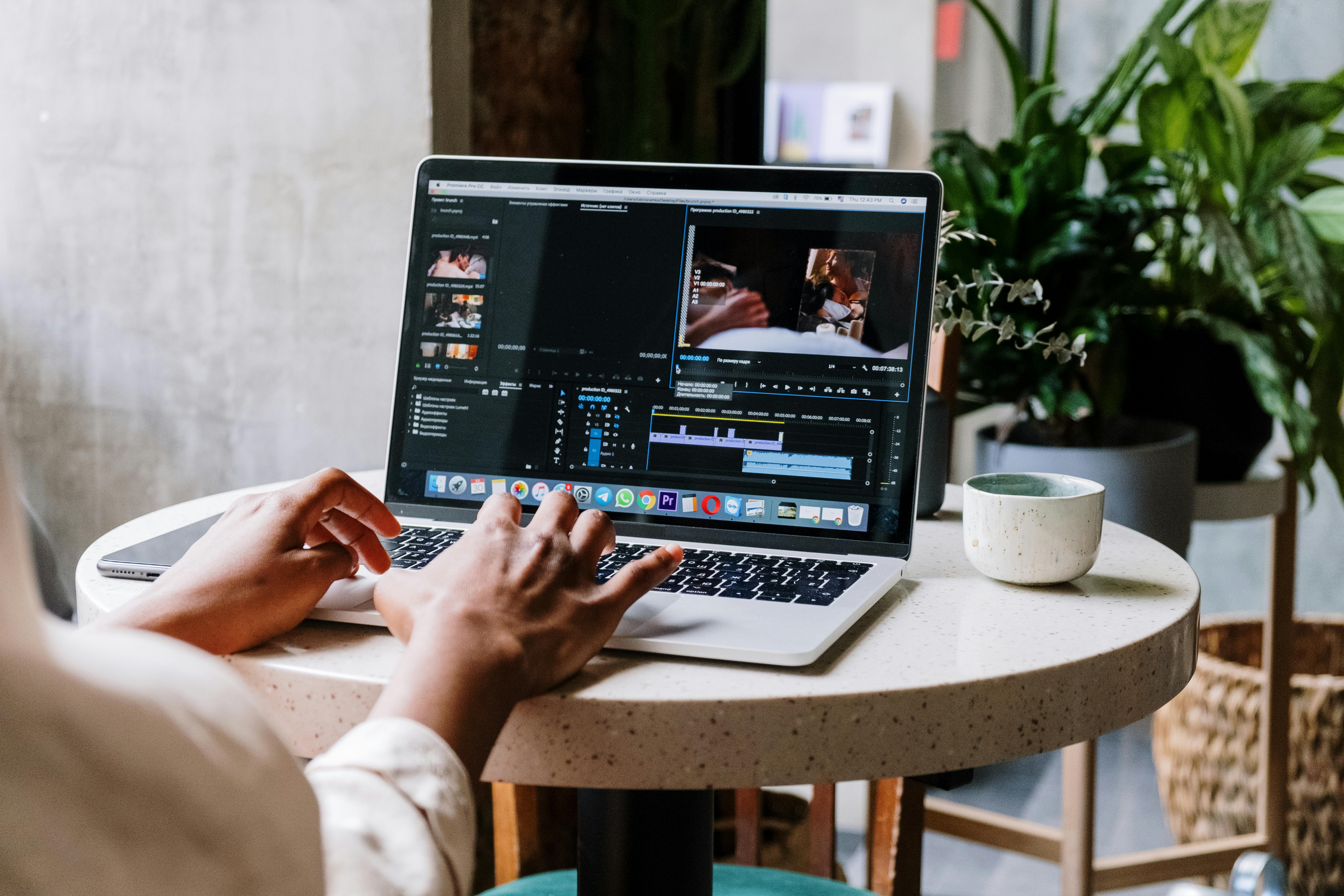 adobe firefly 是什么?5分钟带你了解这款AI设计工具的强大功能与应用场景