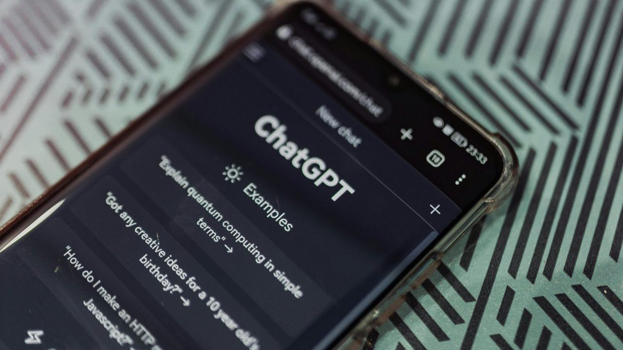 ChatGPT-4o很快,但为何对话依然感觉空洞?